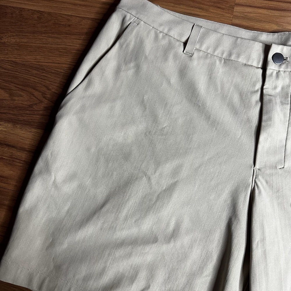 Lululemon ABC Classic Fit Shorts Mens 38x7 Beige/Khaki Chino Golf Performance - Picture 3 of 11